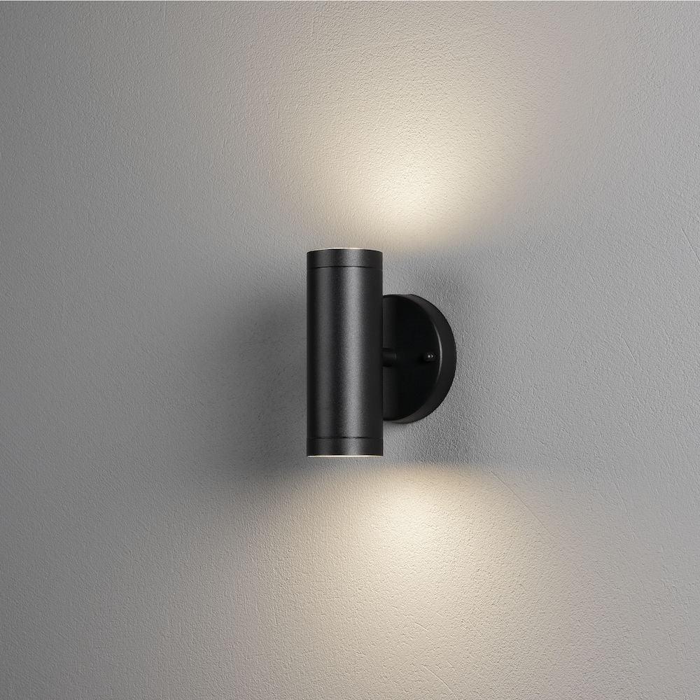 Seinävalaisin Konstsmide Modena 7535-750, 2x4W, 3000K, musta
