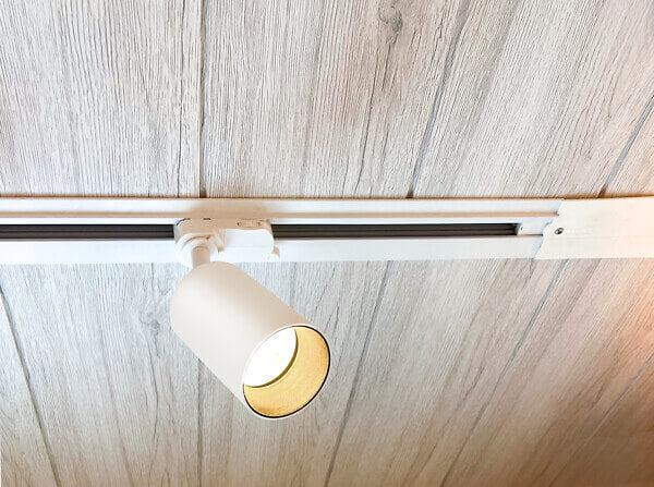 Kiskovalaisin Airam Beam Pro, GU10, 1-P, musta